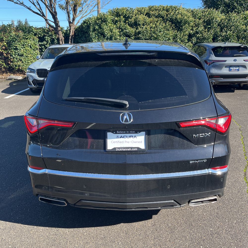 2023 Acura MDX Tech