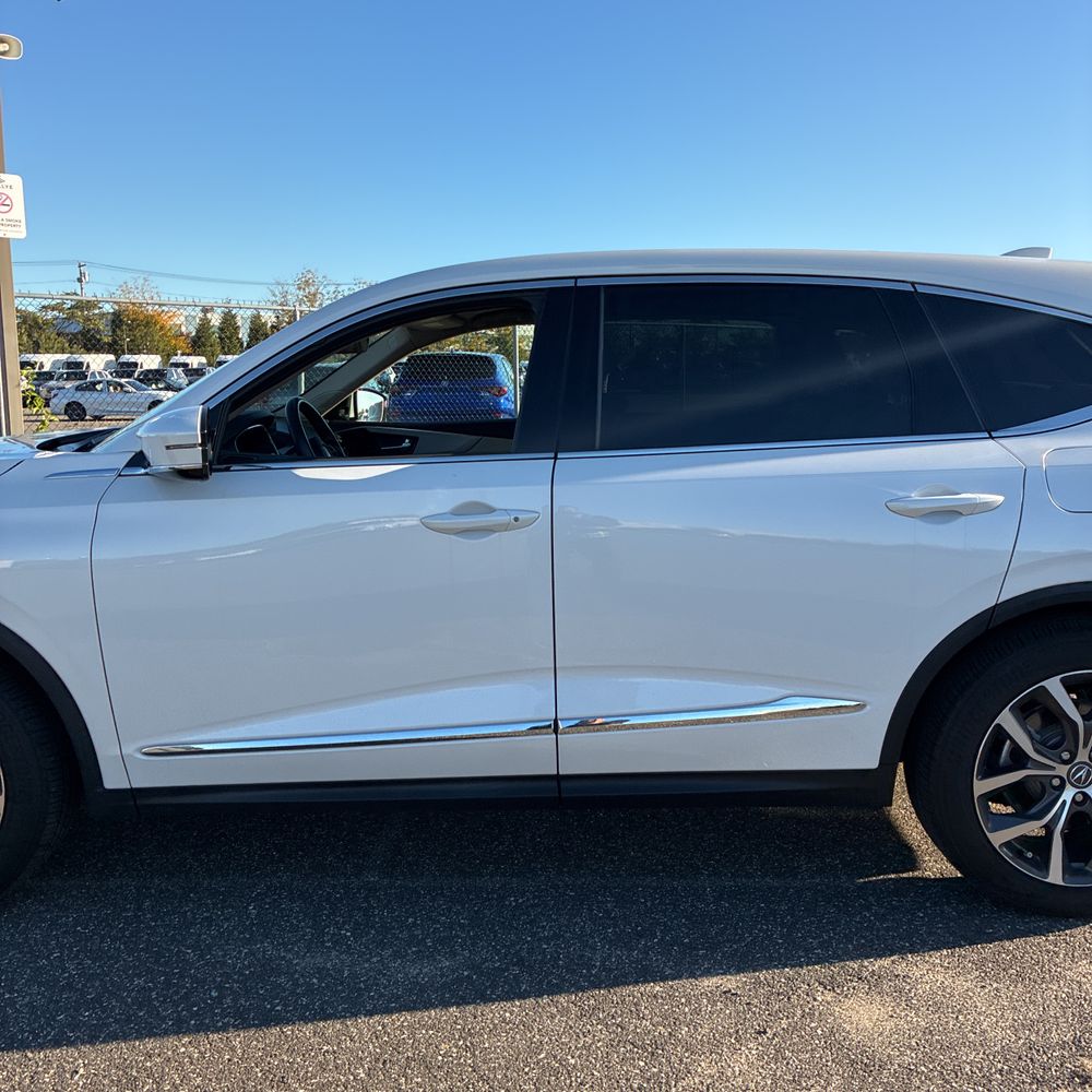 2023 Acura MDX SH-AWD w/Tech