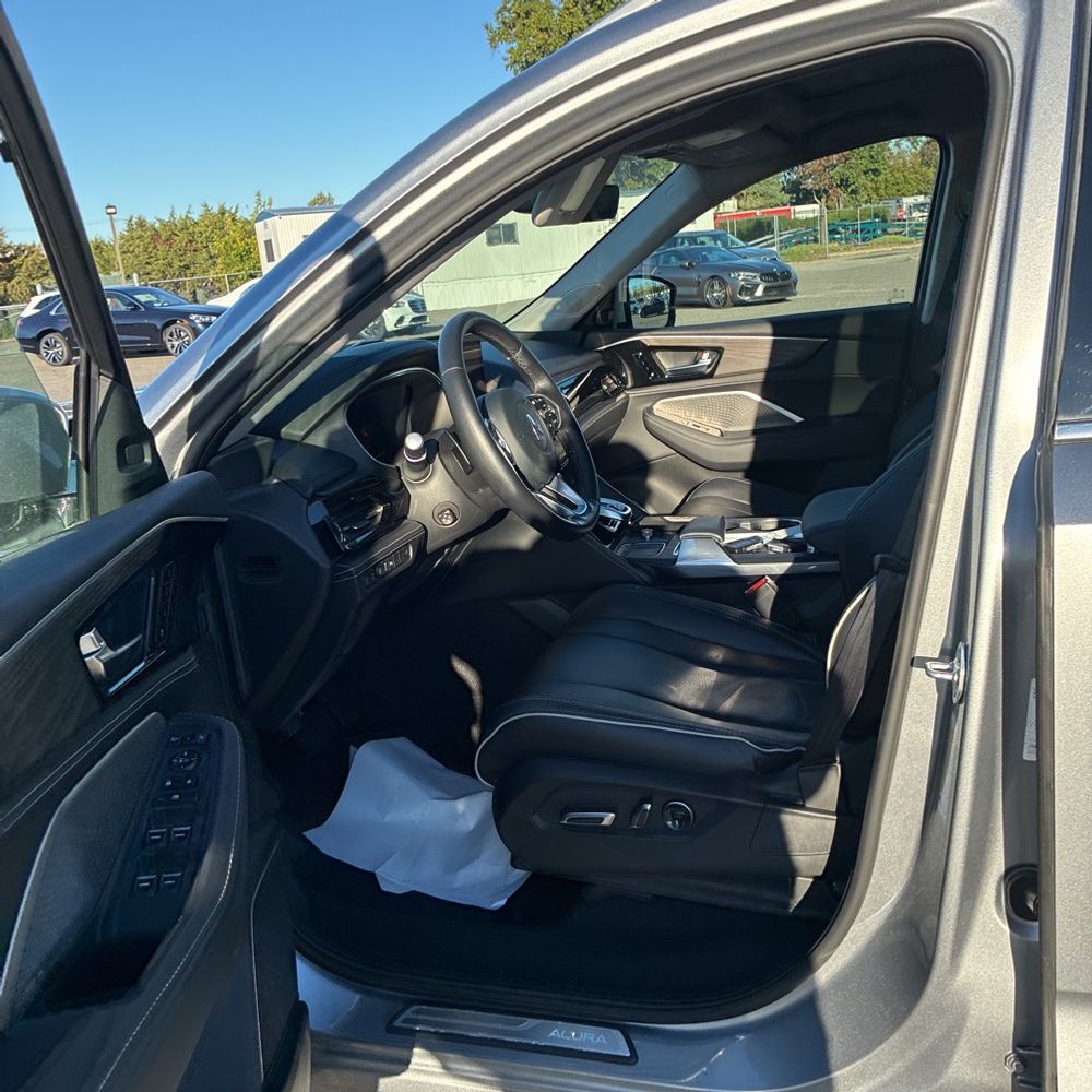 2023 Acura MDX SH-AWD w/Advance