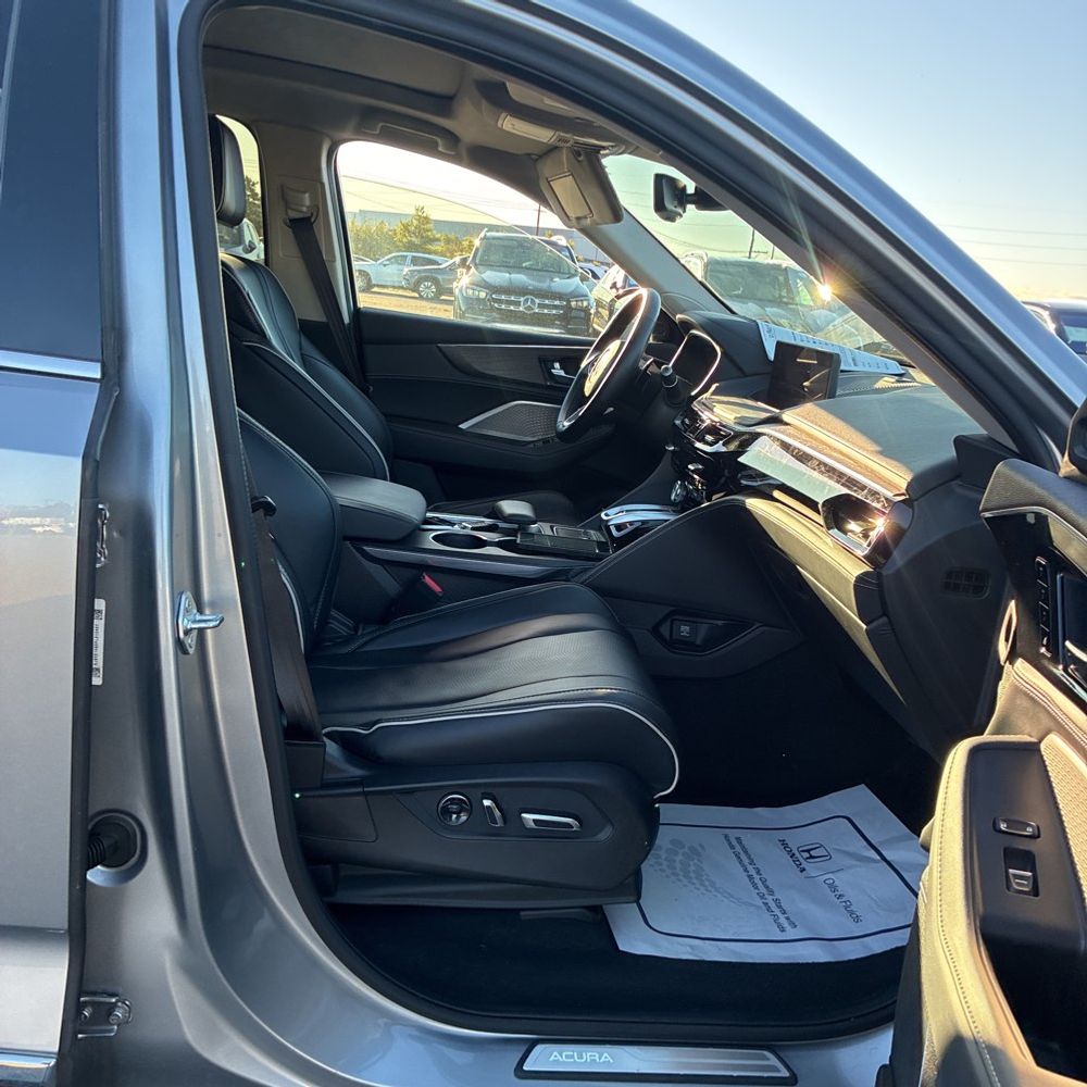 2023 Acura MDX SH-AWD w/Advance