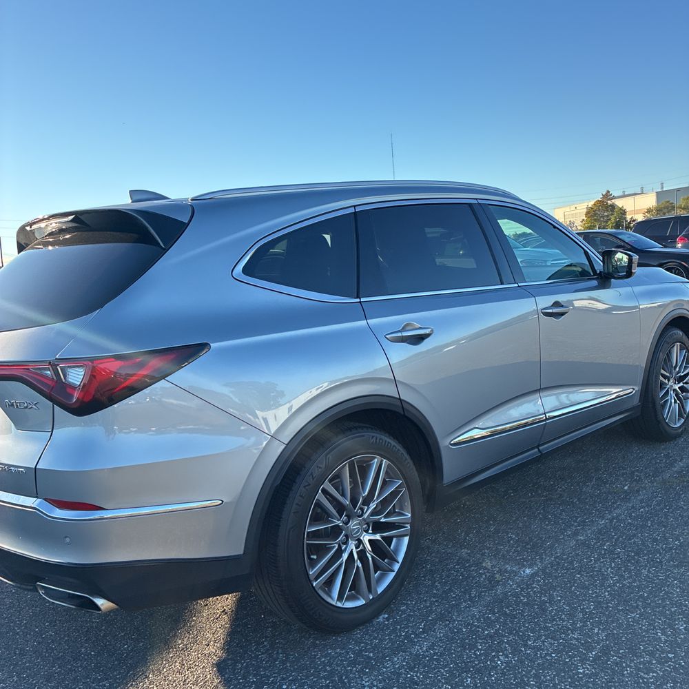 2023 Acura MDX SH-AWD w/Advance