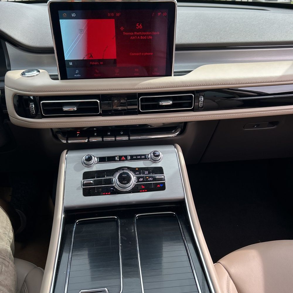 2023 Lincoln Aviator Standard