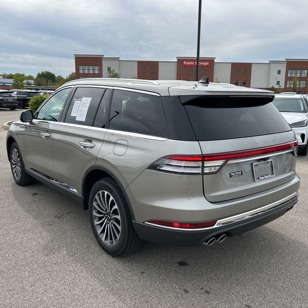 2023 Lincoln Aviator Standard