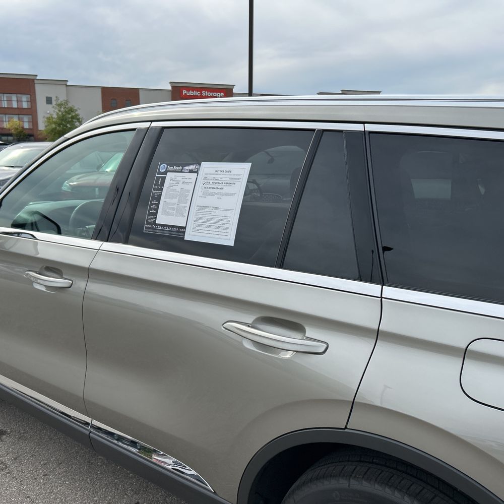 2023 Lincoln Aviator Standard