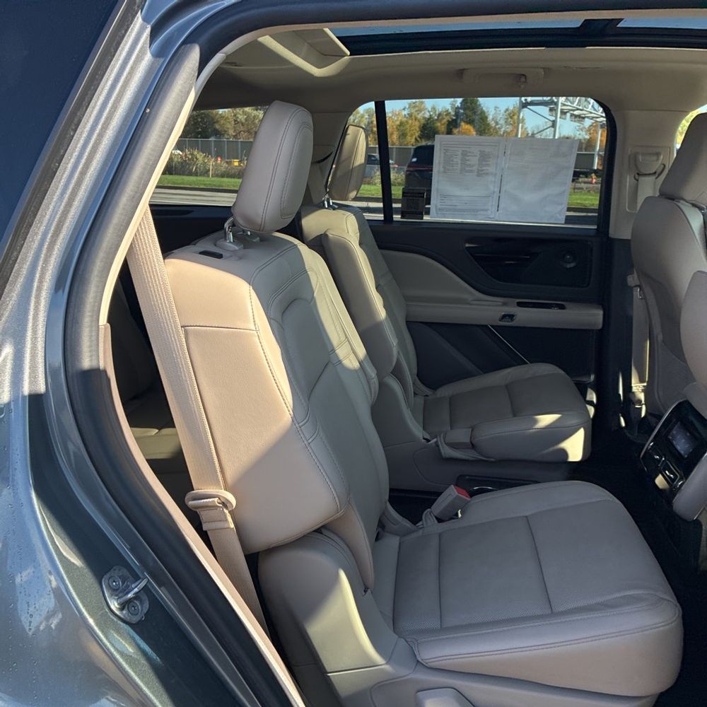 2022 Lincoln Aviator Reserve