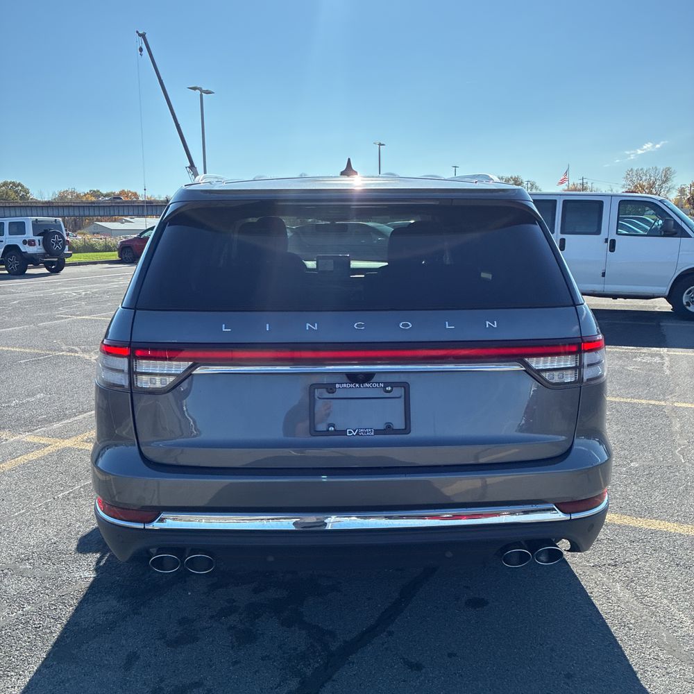 2022 Lincoln Aviator Reserve