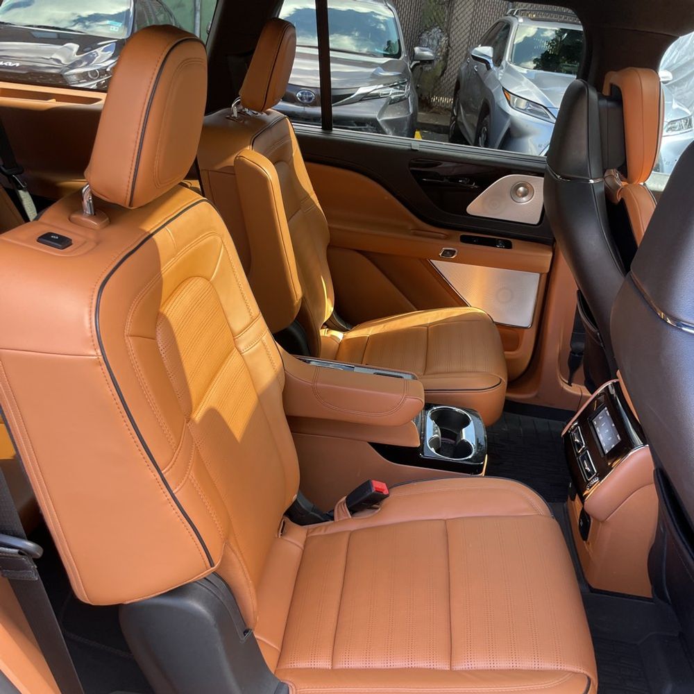 2023 Lincoln Aviator Black Label