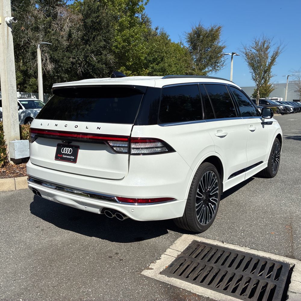2025 Lincoln Aviator Black Label