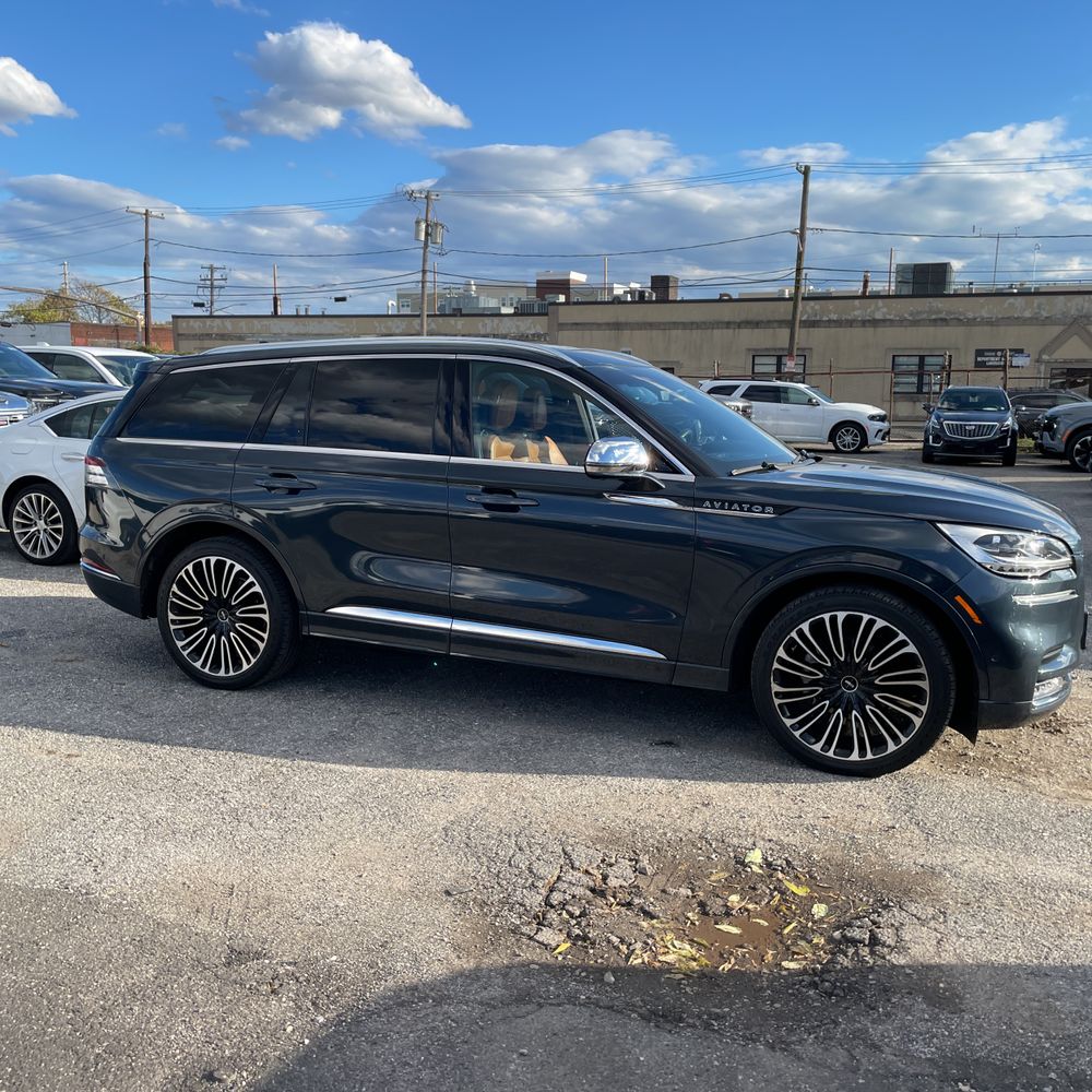 2022 Lincoln Aviator Black Label