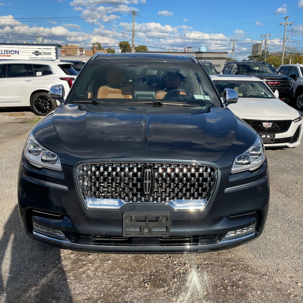 2022 Lincoln Aviator Black Label