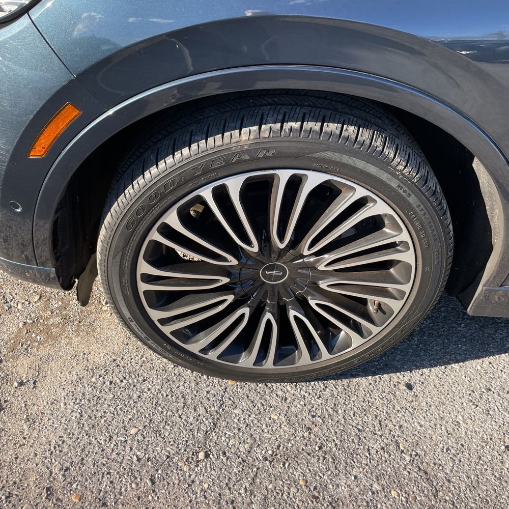 2022 Lincoln Aviator Black Label