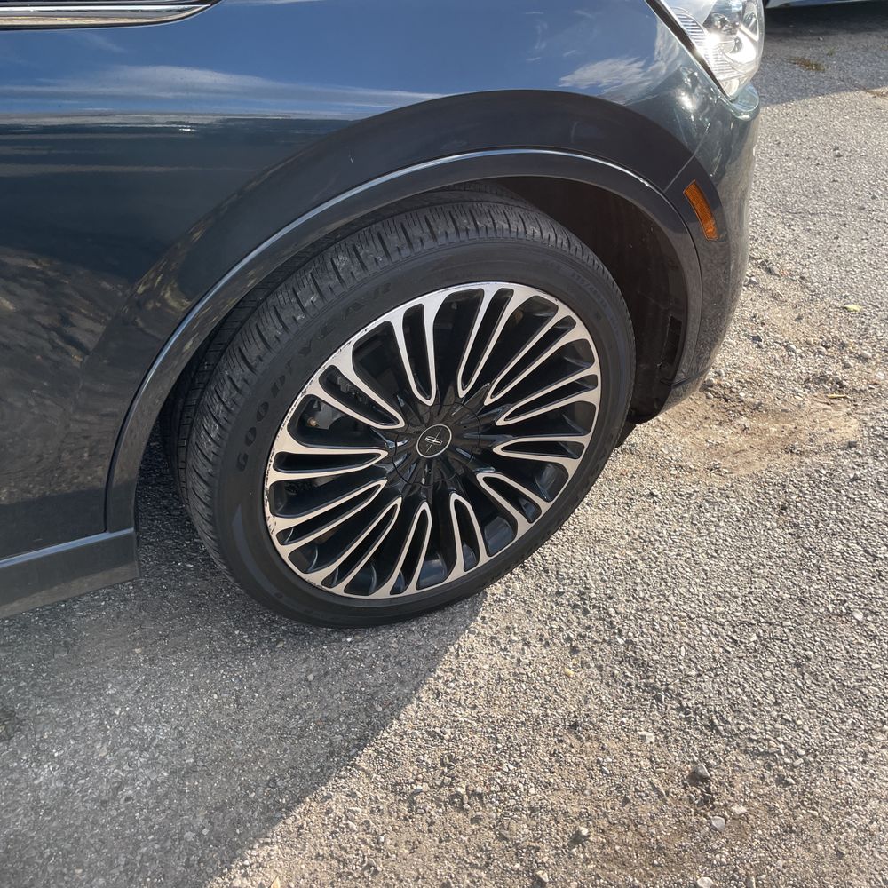 2022 Lincoln Aviator Black Label