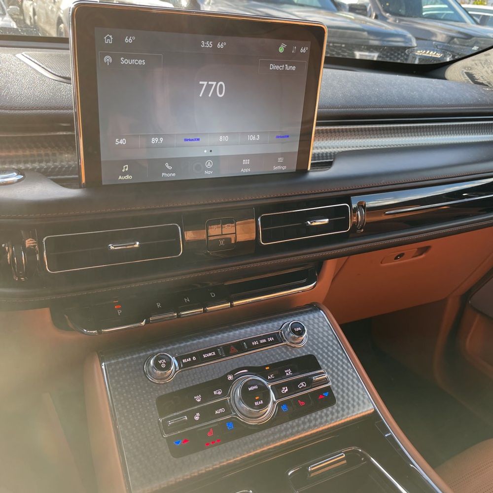 2022 Lincoln Aviator Black Label