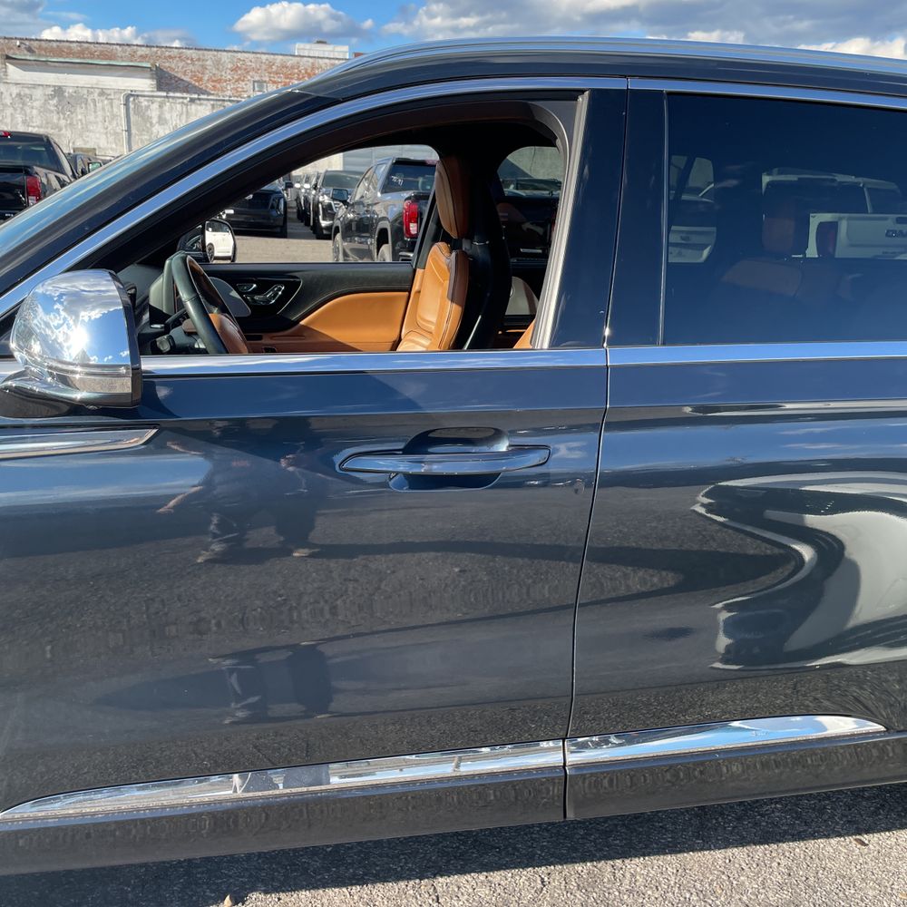 2022 Lincoln Aviator Black Label