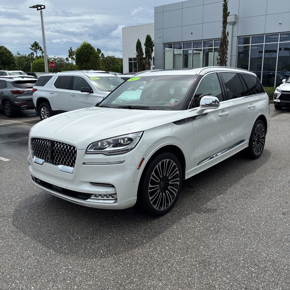 2022 Lincoln Aviator Black Label