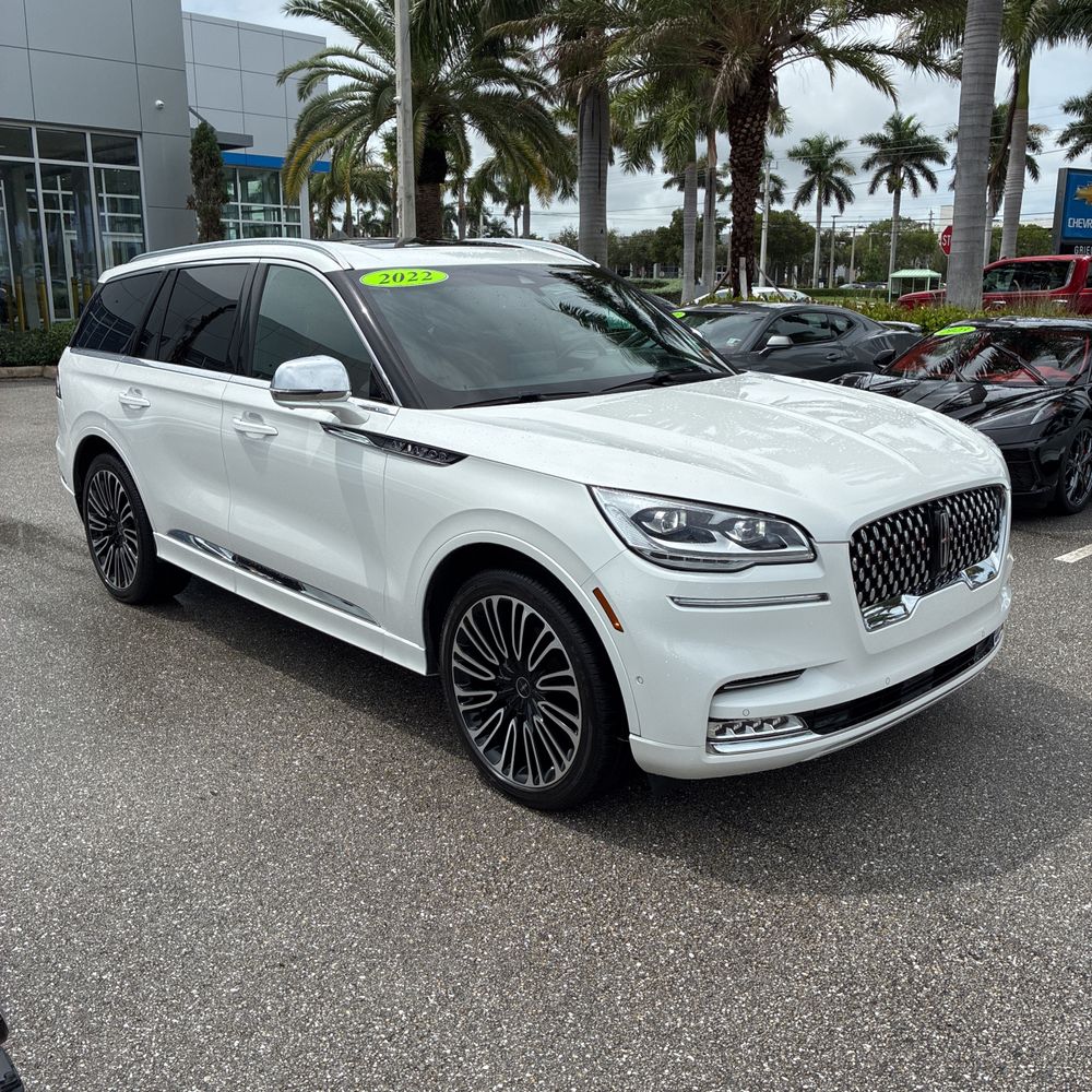 2022 Lincoln Aviator Black Label