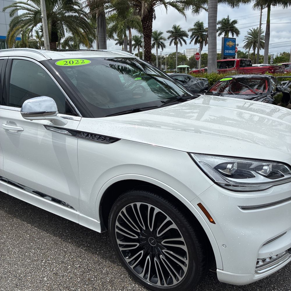 2022 Lincoln Aviator Black Label