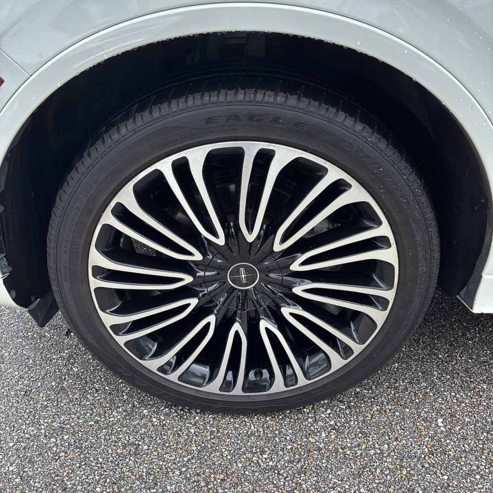 2022 Lincoln Aviator Black Label
