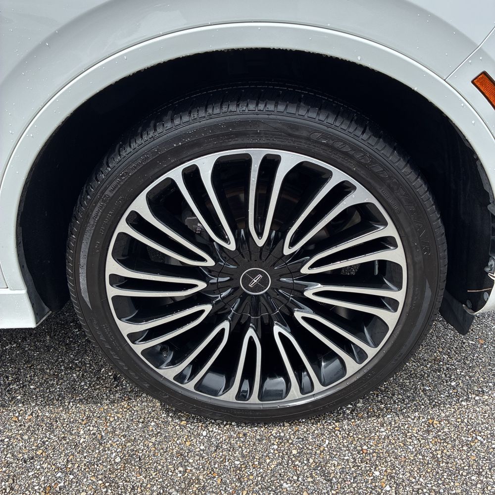 2022 Lincoln Aviator Black Label