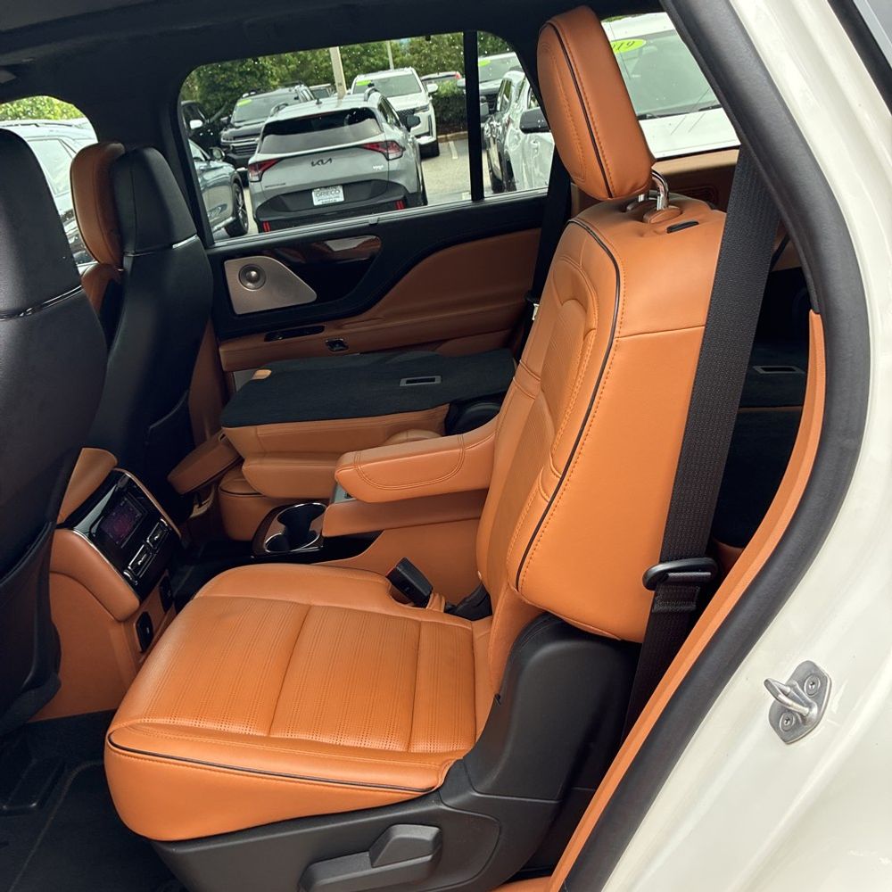 2022 Lincoln Aviator Black Label