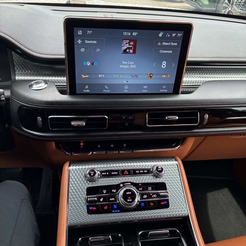 2022 Lincoln Aviator Black Label