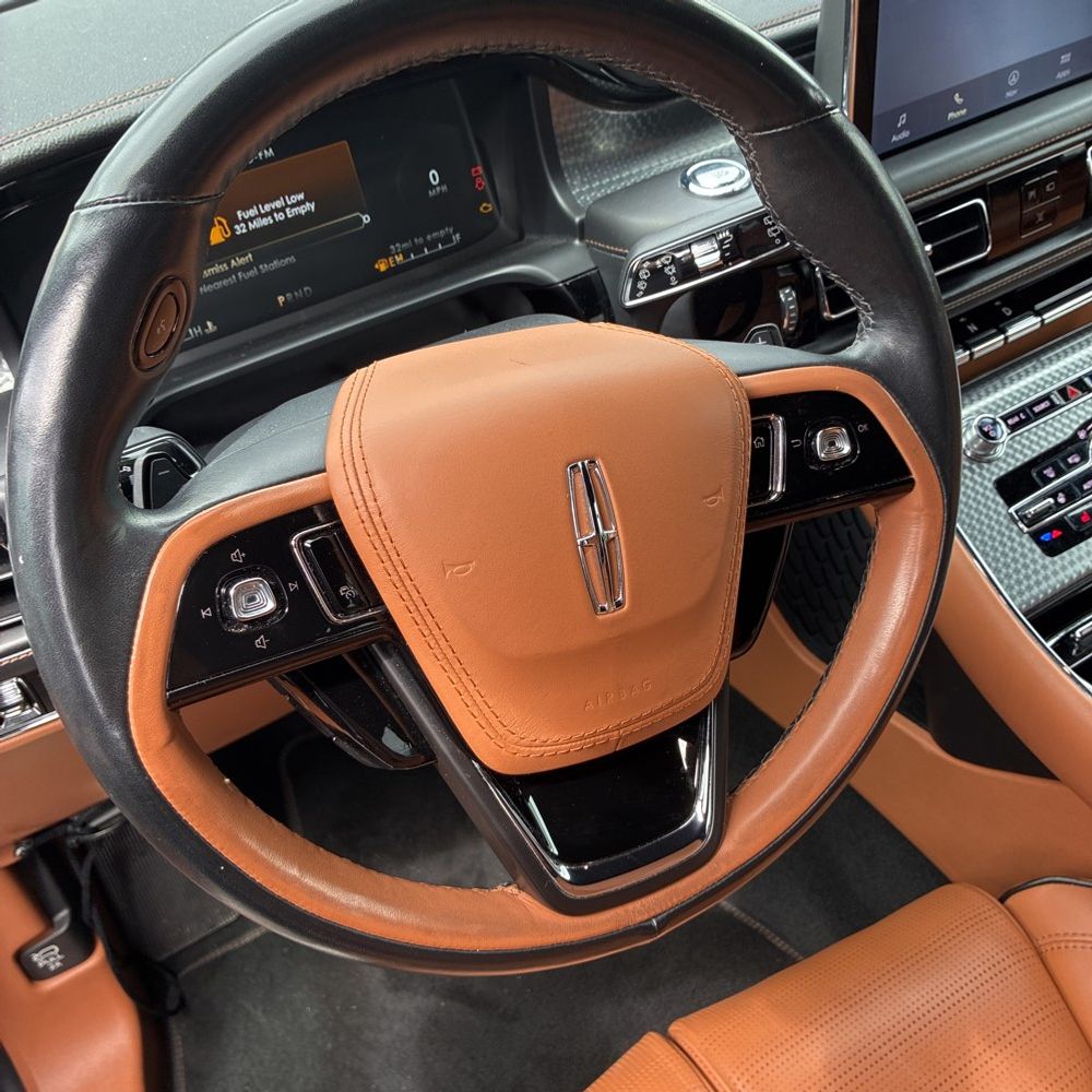 2022 Lincoln Aviator Black Label