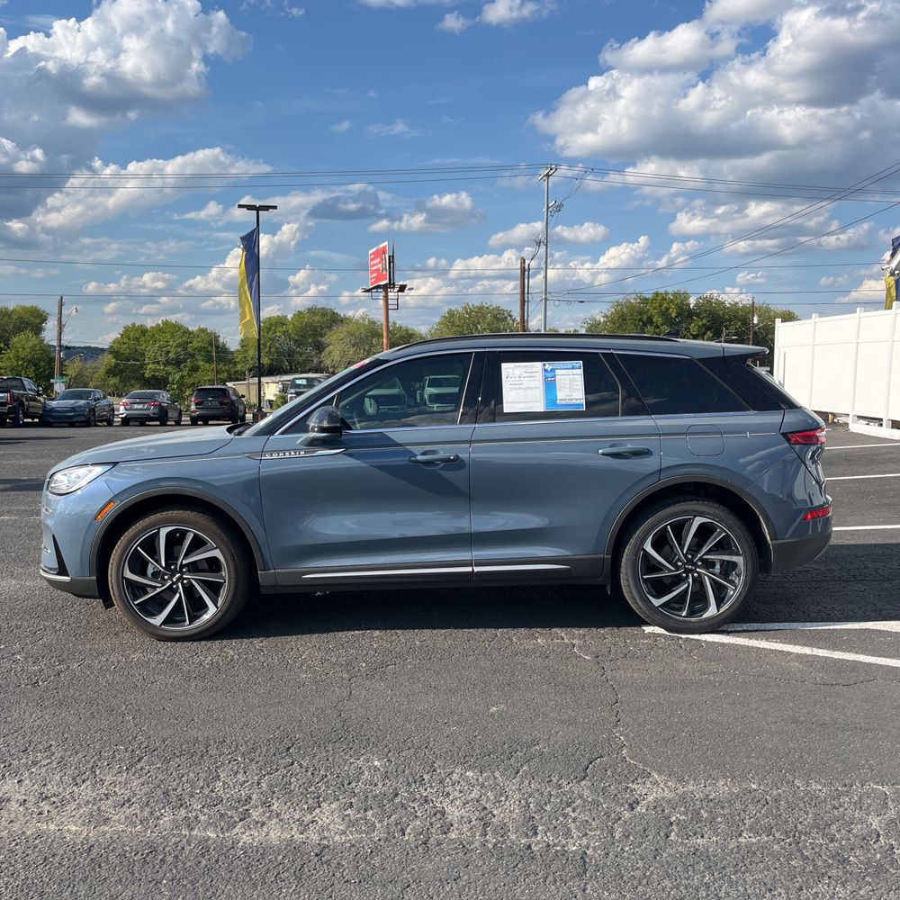 2025 Lincoln Corsair Reserve