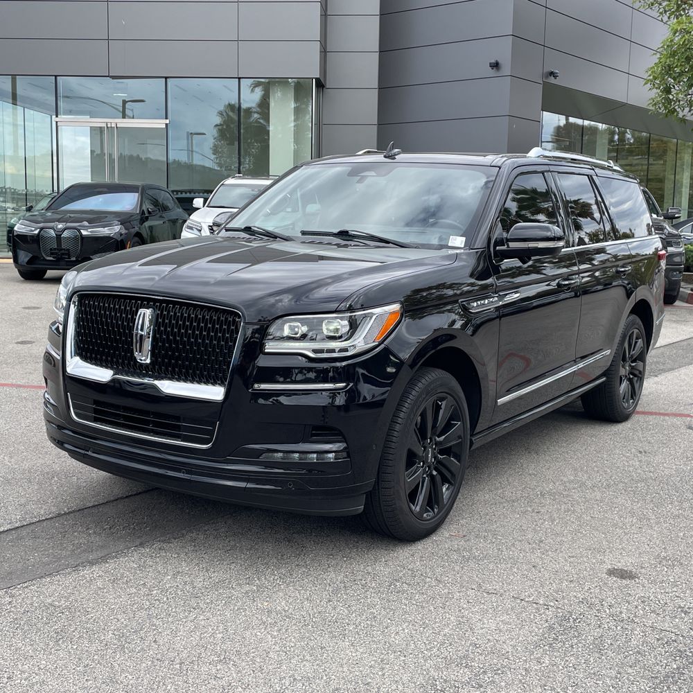 2023 Lincoln Navigator Reserve