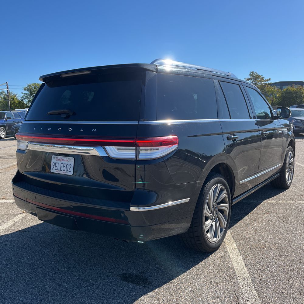 2023 Lincoln Navigator Reserve