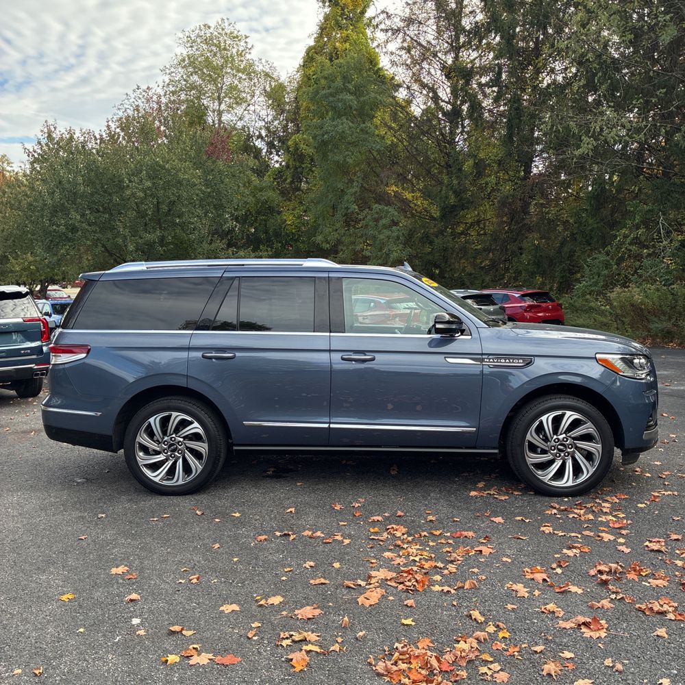 2023 Lincoln Navigator Reserve