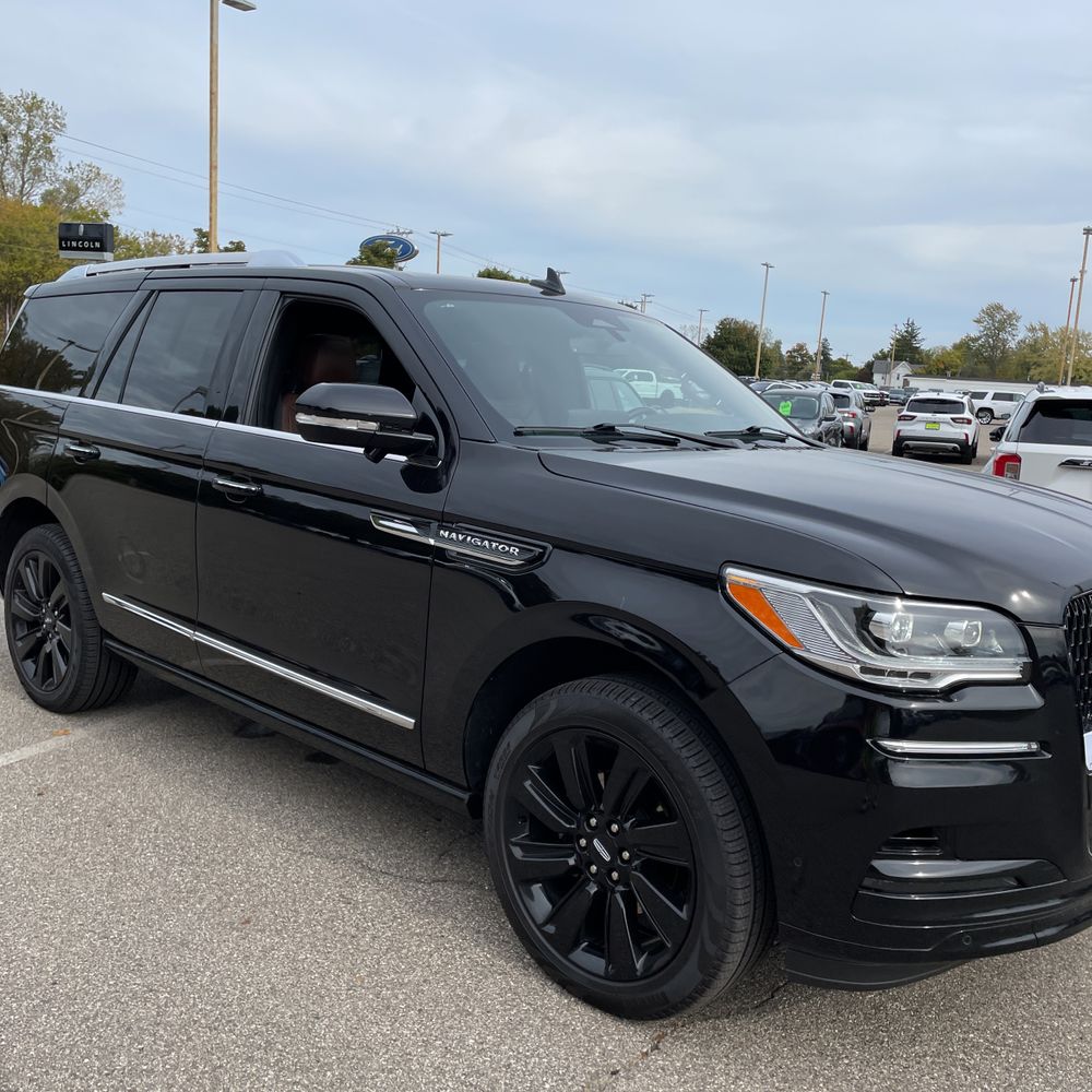 2023 Lincoln Navigator Reserve