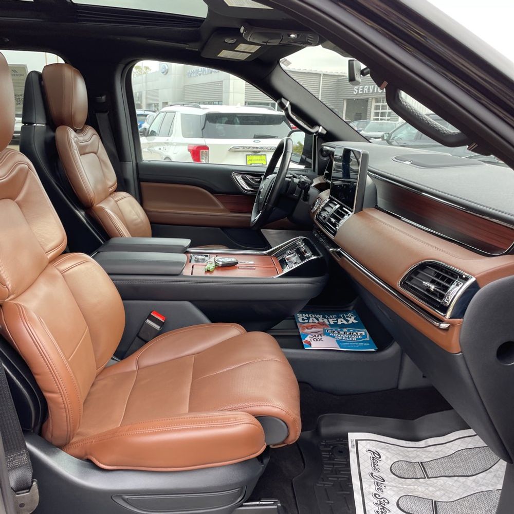2023 Lincoln Navigator Reserve