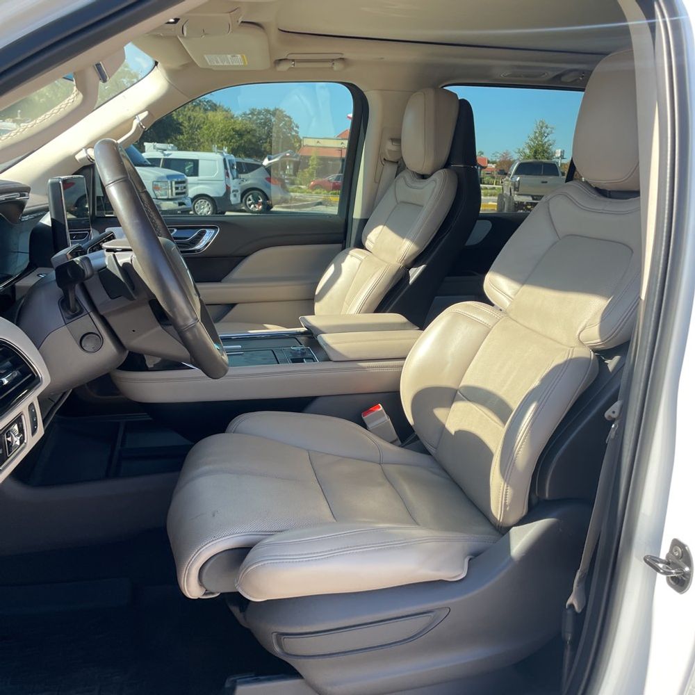 2023 Lincoln Navigator L Reserve
