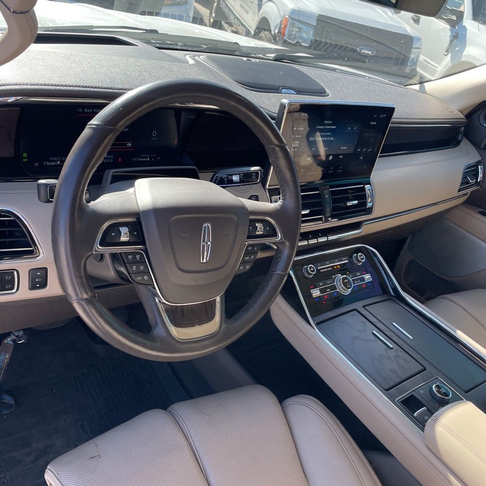 2023 Lincoln Navigator L Reserve