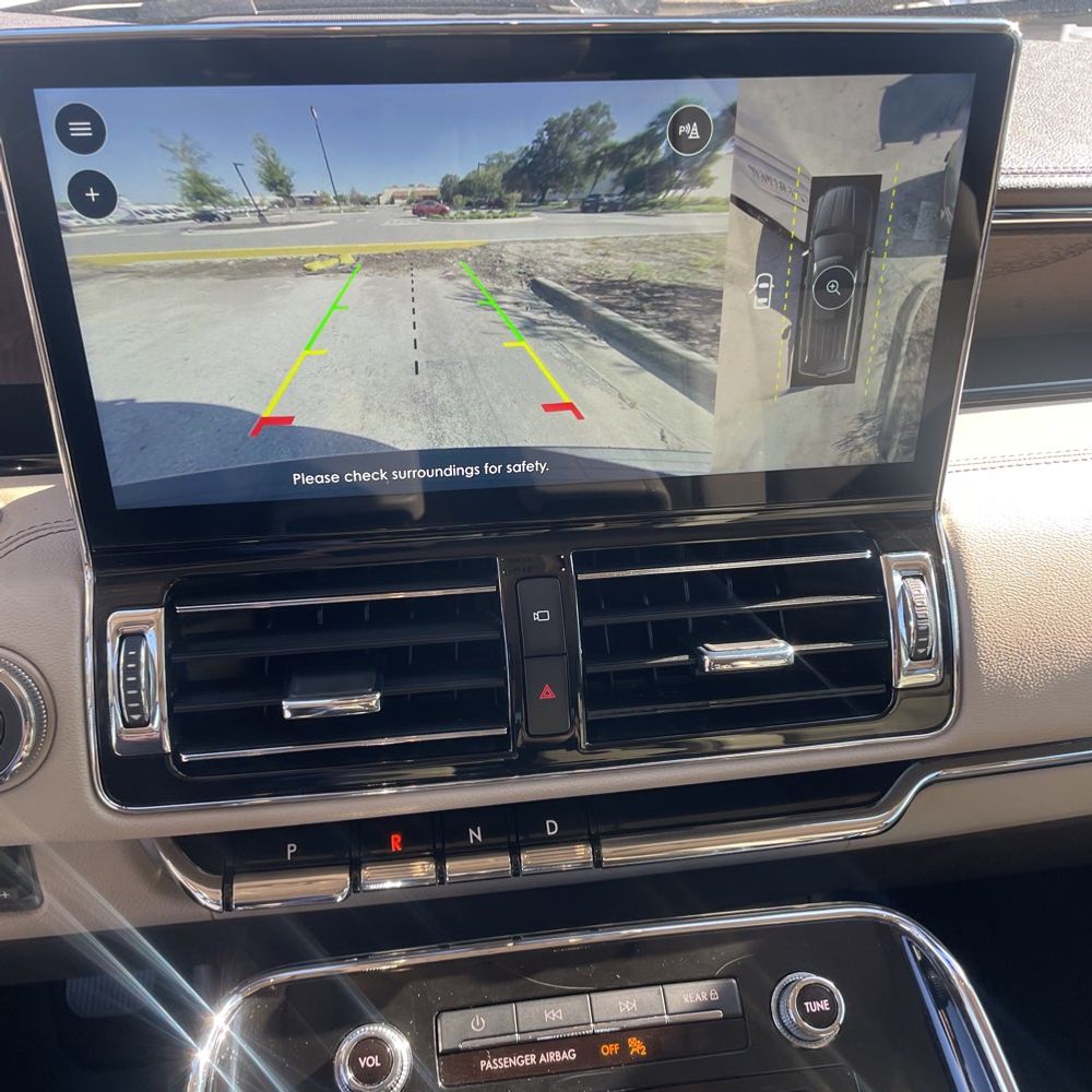 2023 Lincoln Navigator L Reserve