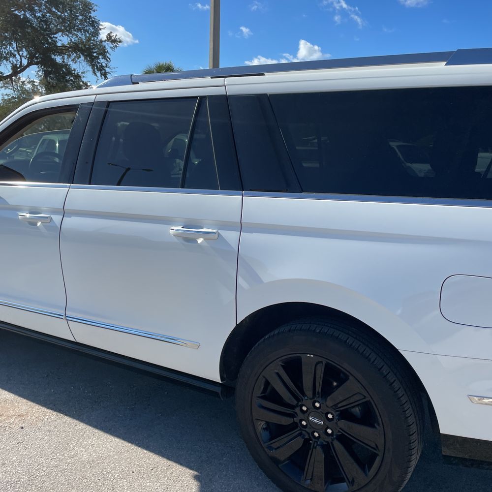 2023 Lincoln Navigator L Reserve