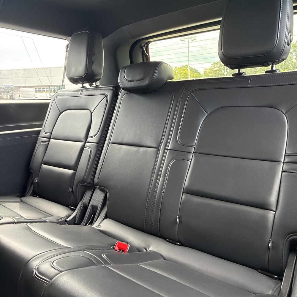 2023 Lincoln Navigator L Reserve