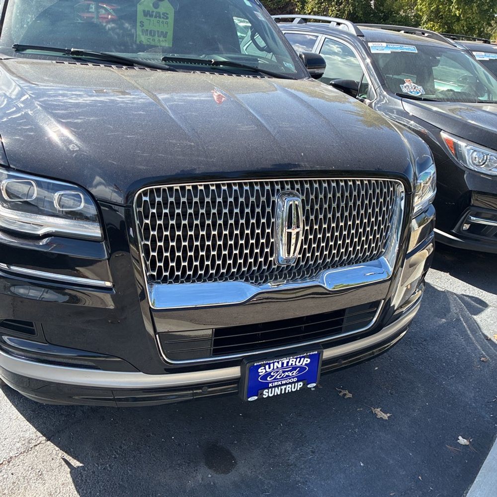 2023 Lincoln Navigator L Reserve