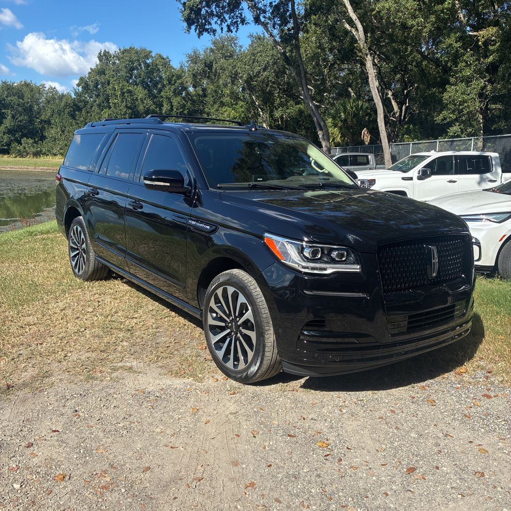 2022 Lincoln Navigator L Reserve