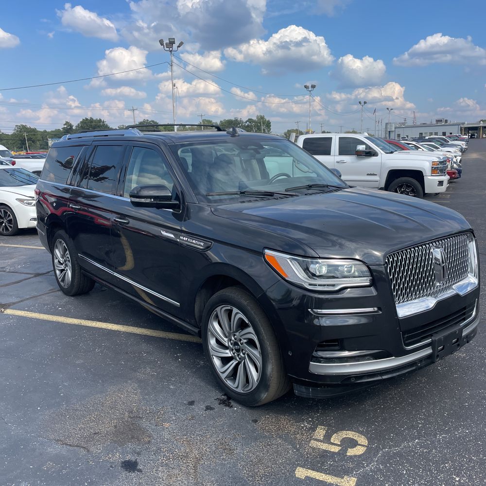 2022 Lincoln Navigator L Reserve