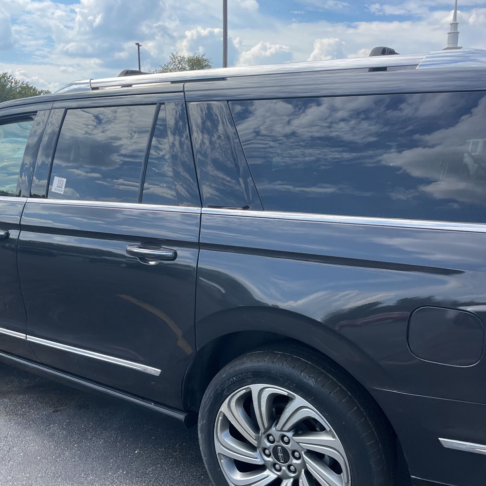 2022 Lincoln Navigator L Reserve