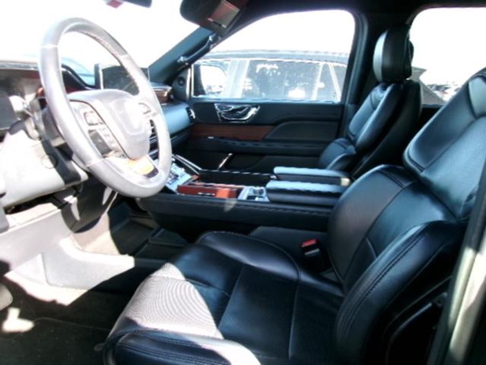 2024 Lincoln Navigator L Premiere