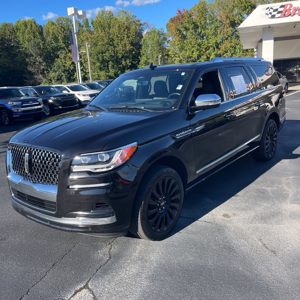 2024 Lincoln Navigator L Black Label