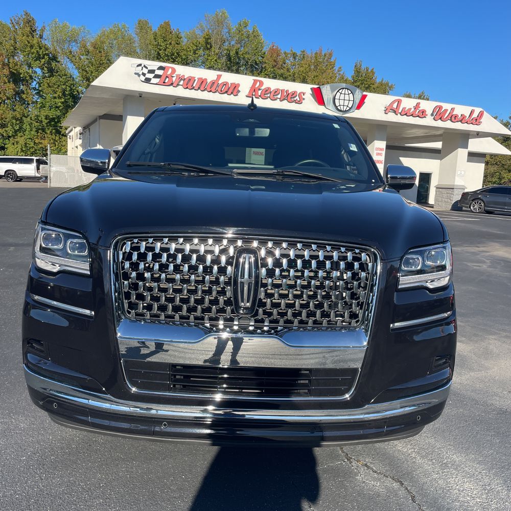 2024 Lincoln Navigator L Black Label