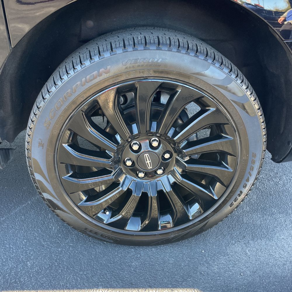 2024 Lincoln Navigator L Black Label