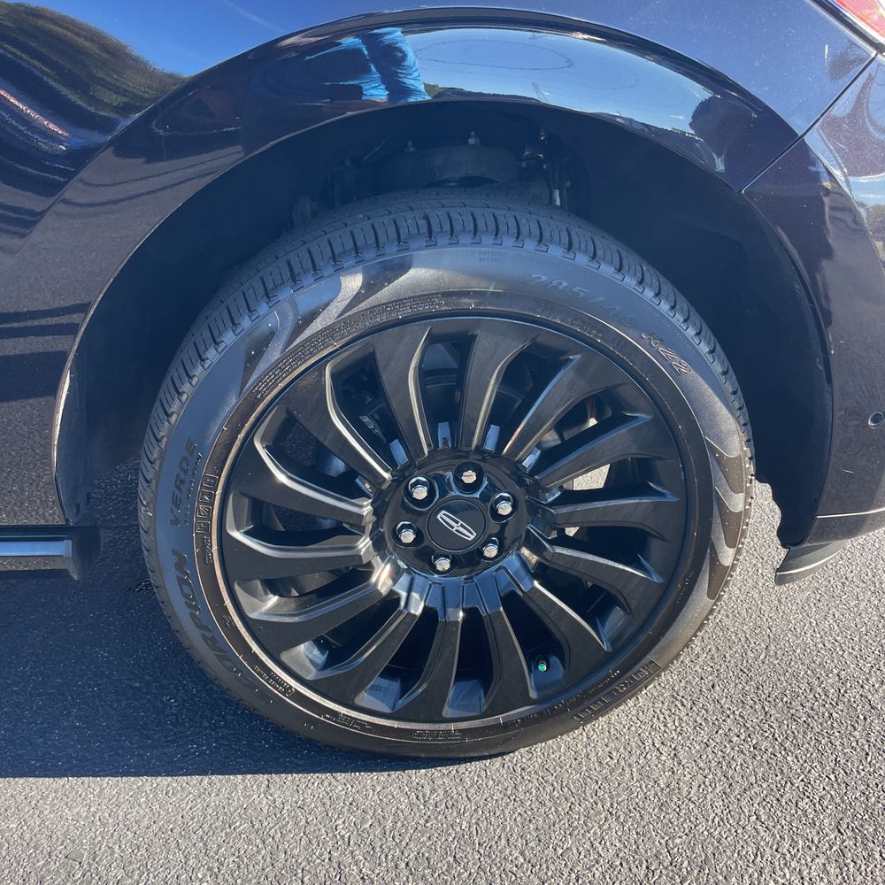 2024 Lincoln Navigator L Black Label