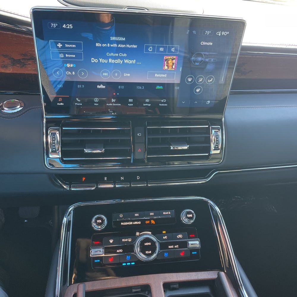 2024 Lincoln Navigator L Black Label