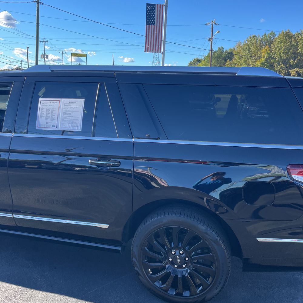 2024 Lincoln Navigator L Black Label