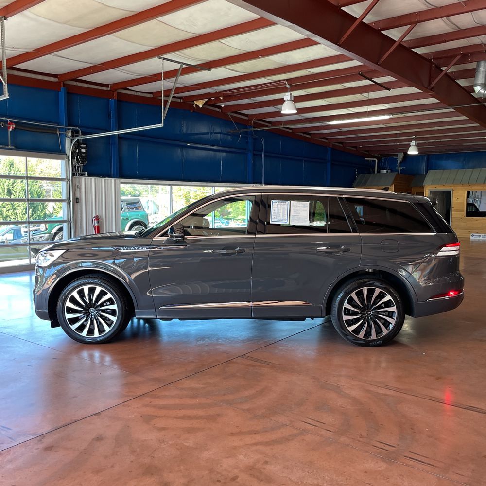 2023 Lincoln Aviator Black Label Grand Touring