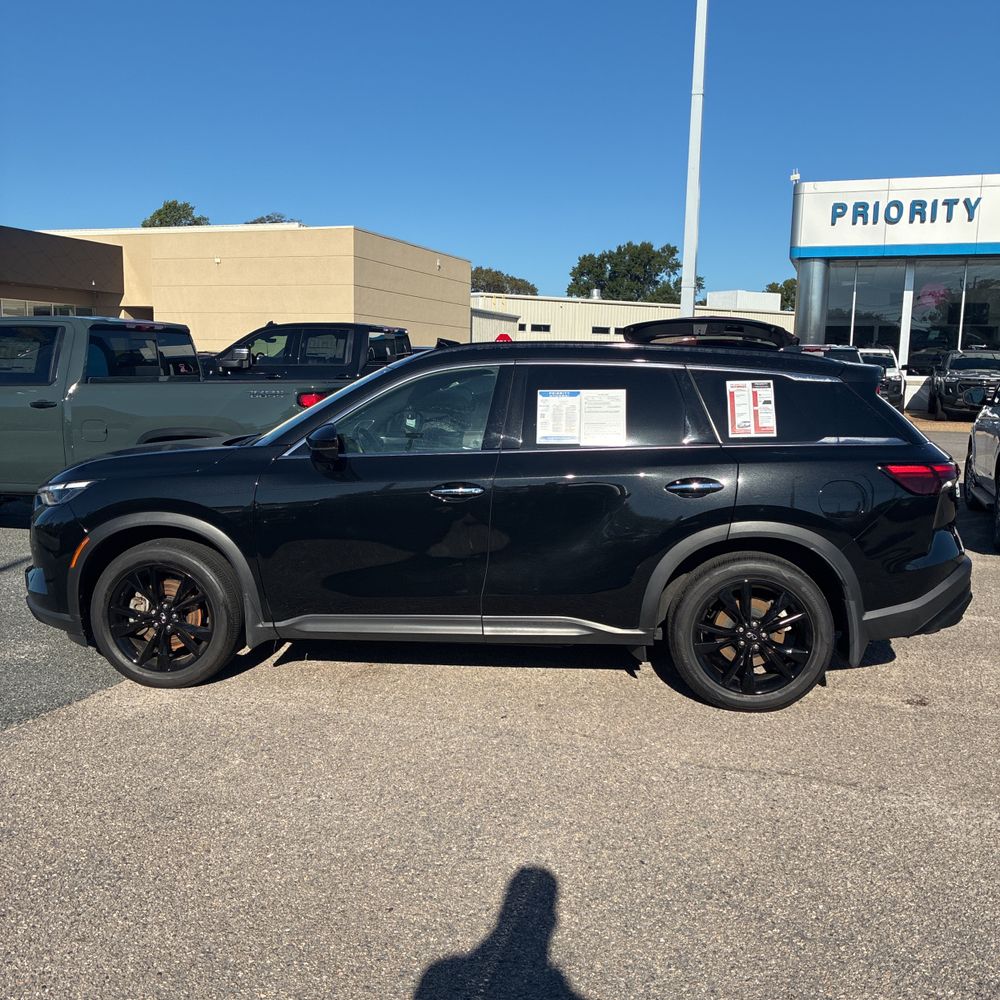 2025 INFINITI QX60 Luxe